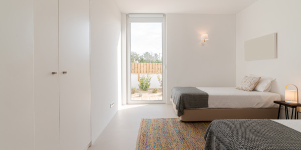 Comprar / Vender Casas Unifamiliares y Chalets en Nafarroa · con Mobiliario y Carpintería a Medida