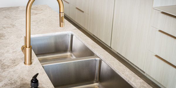 Comprar / Vender Casas Unifamiliares y Chalets en Nafarroa · con Cocinas de Diseño