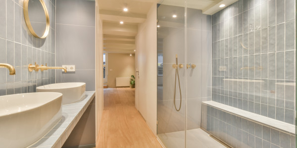 Comprar / Vender Dúplex y Áticos en Cuenca · con Baños de Diseño