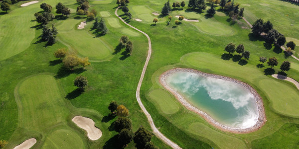 Comprar / Vender Solares, Terrenos y Parcelas Urbanizables en A Coruña · en campos de golf
