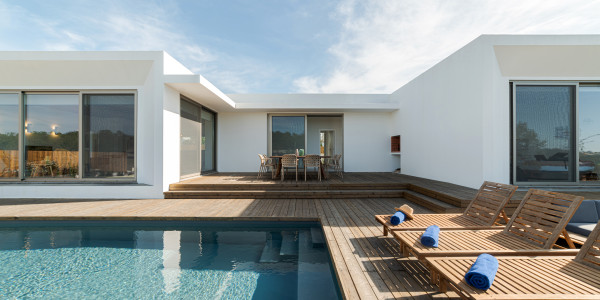Compraventa de Inmuebles en Huesca · Casas Diseño Minivalista
